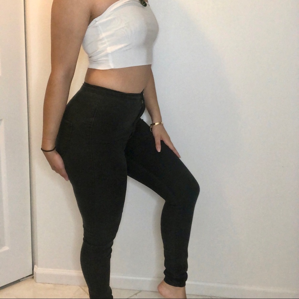 Black high waisted jeans from #FASHIONNOVA